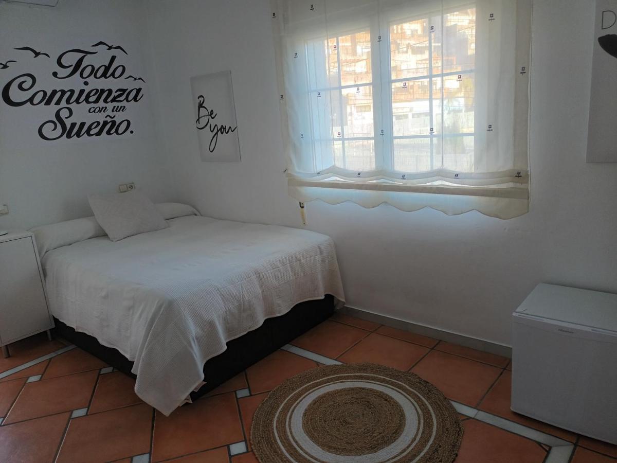 Habitaciones En Casa Centrica Con Piscina อัลมูเญการ์ ภายนอก รูปภาพ