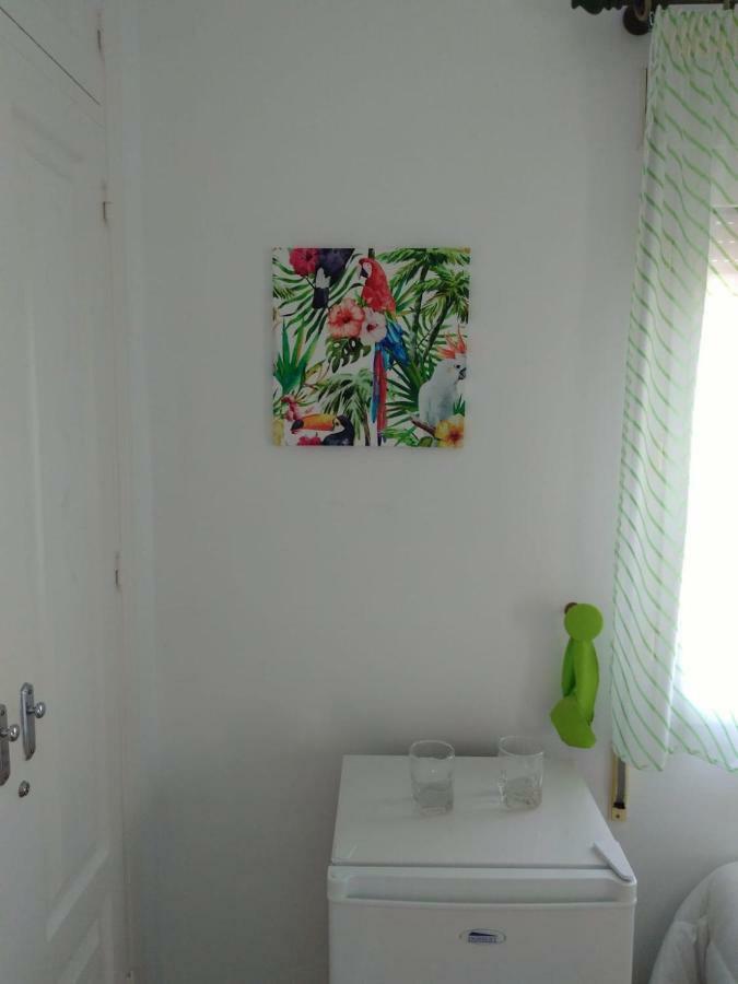 Habitaciones En Casa Centrica Con Piscina อัลมูเญการ์ ภายนอก รูปภาพ
