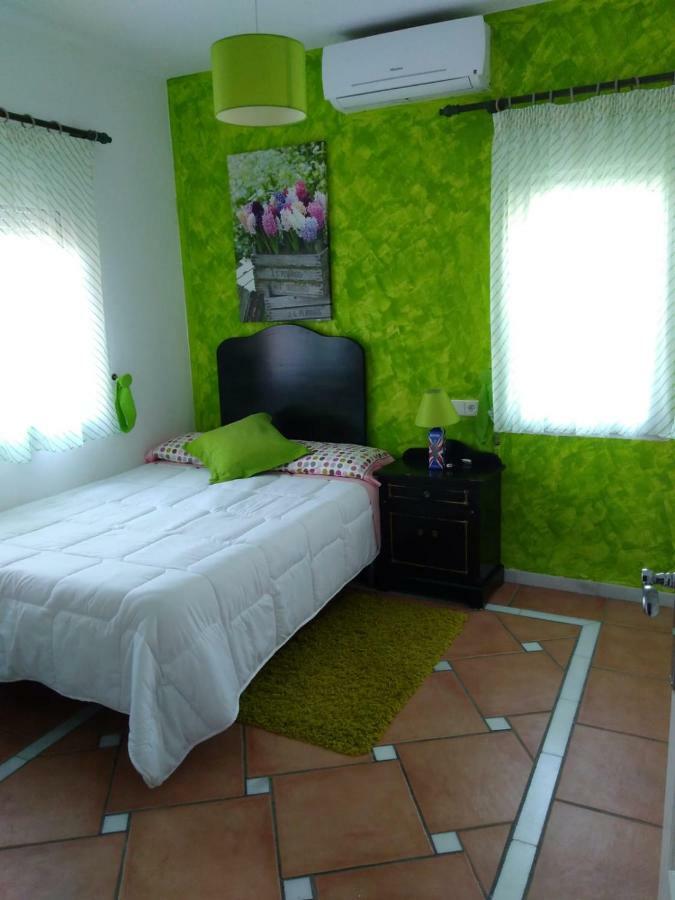 Habitaciones En Casa Centrica Con Piscina อัลมูเญการ์ ภายนอก รูปภาพ