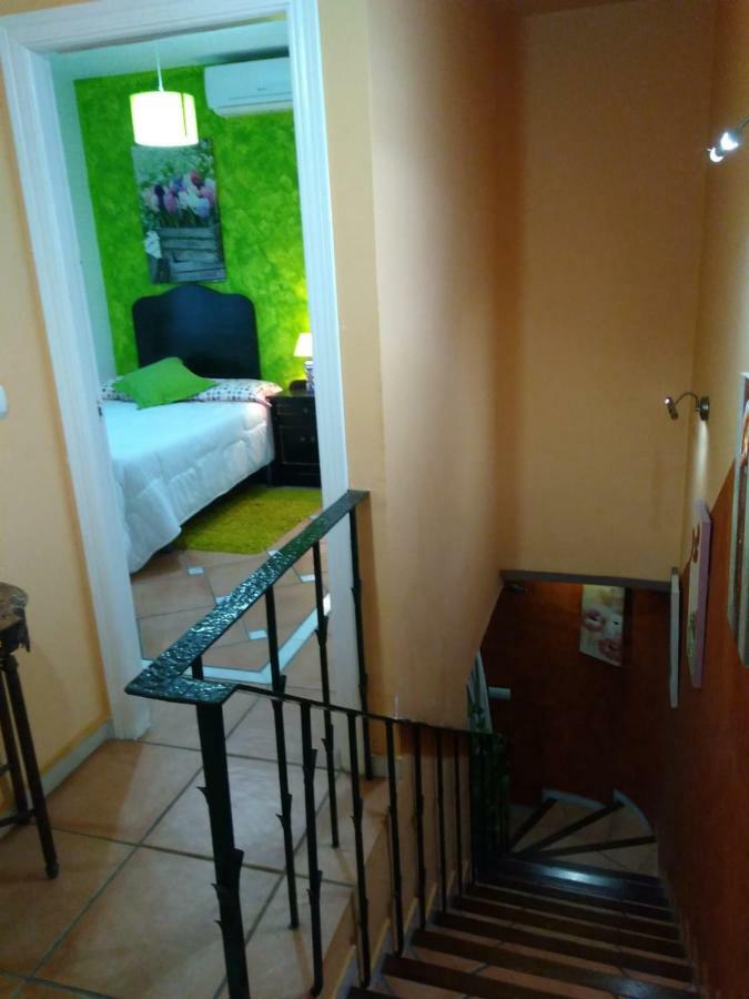 Habitaciones En Casa Centrica Con Piscina อัลมูเญการ์ ภายนอก รูปภาพ